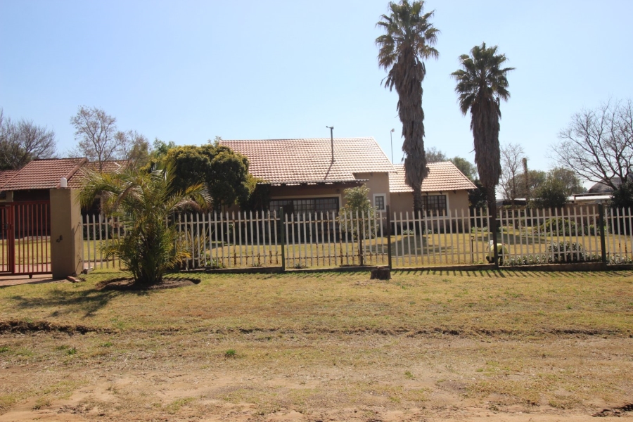 2 Bedroom Property for Sale in Deneysville Free State